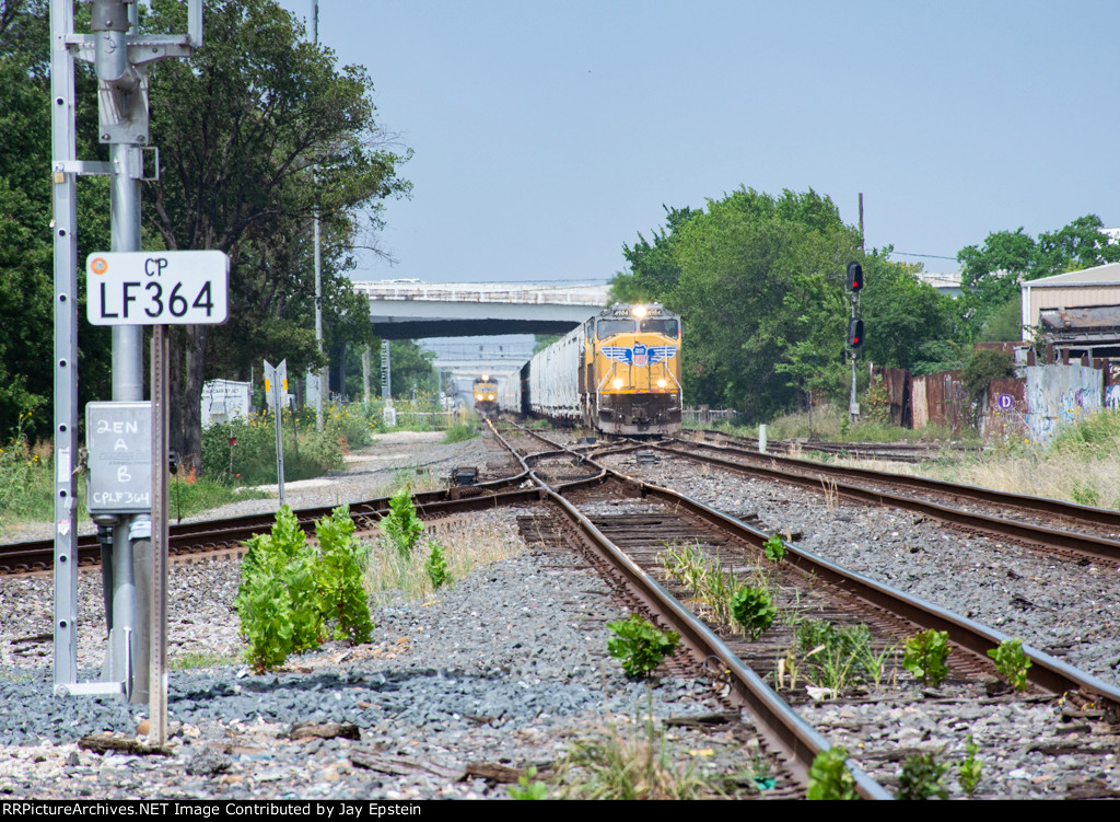 A westbound manifest approaches Tower 26 